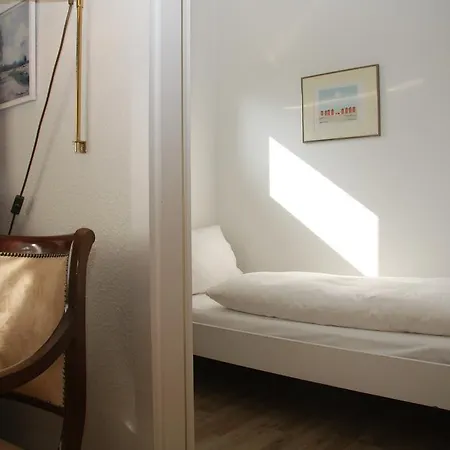 Guest house Christiansen 3*